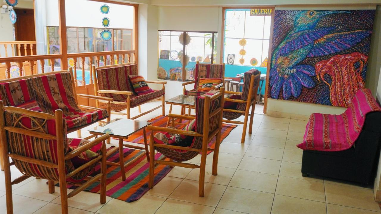 Colores Hotel Apu-Linli Pisac Extérieur photo