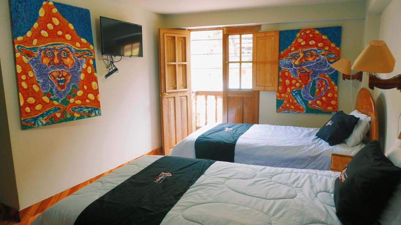 Colores Hotel Apu-Linli Pisac Extérieur photo
